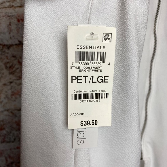 NWT Bar III Womenʻs Bright White Spaghetti Strap Zip Back Blouse Size PL - Picture 5 of 9